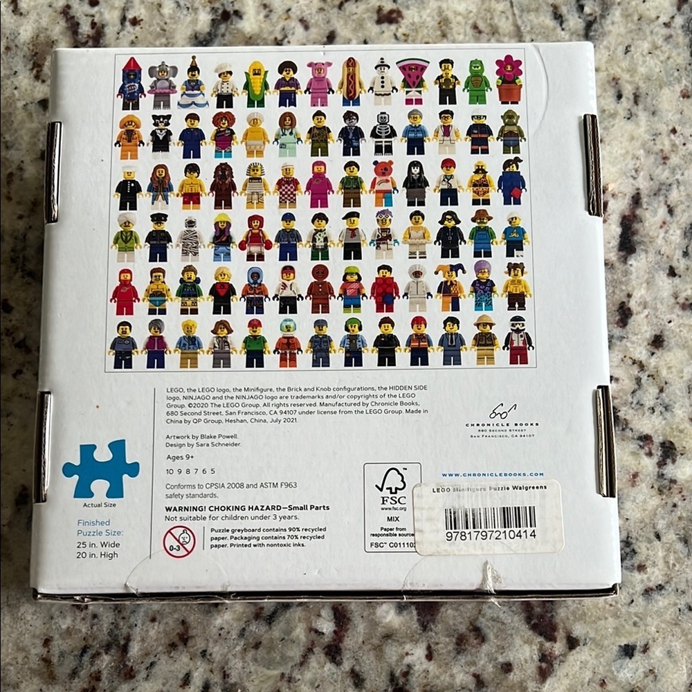 LEGO Minifigure Puzzle - 1000 Pieces - Colorful Characters - Picture 2 of 4